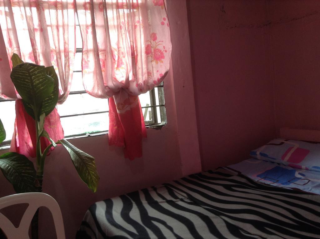 Cv Bed N Bath Bed & Breakfast Baguio City Exterior photo