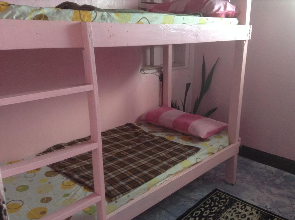 Cv Bed N Bath Bed & Breakfast Baguio City Exterior photo