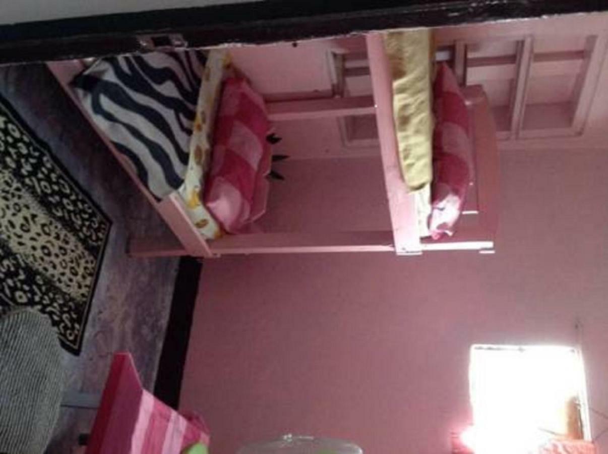 Cv Bed N Bath Bed & Breakfast Baguio City Exterior photo